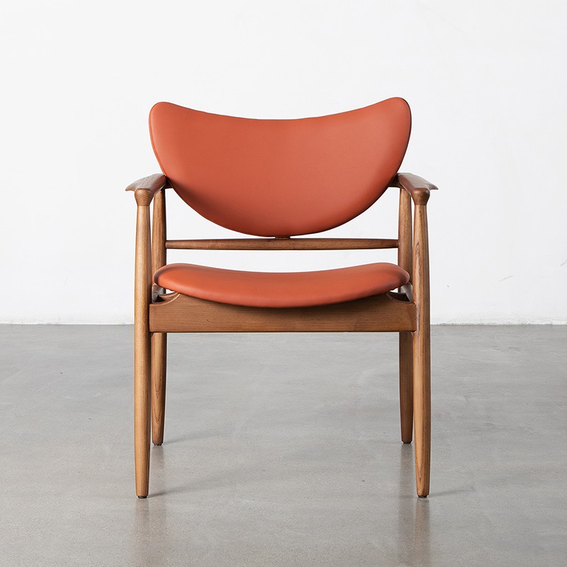 Quali fattori dovrebbero essere considerati quando si scelgono le sedie da pranzo?